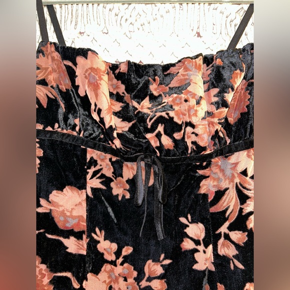 princess polly dress - Picture 3 of 5